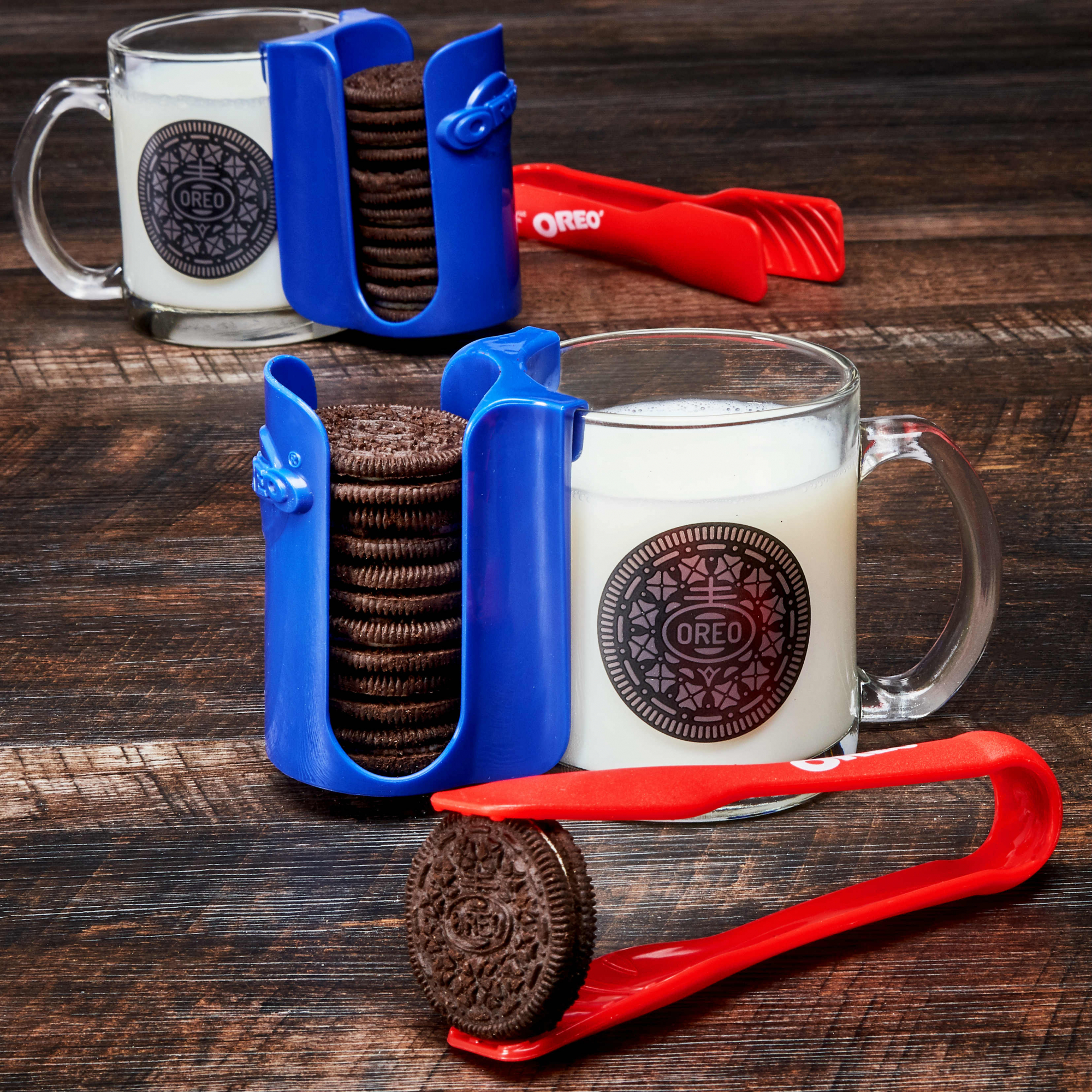 Alerta presente de Natal: chegou o kit perfeito para comer Oreos
