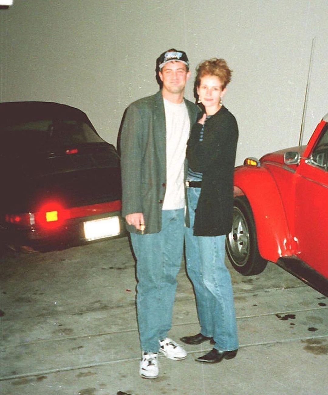 Rosas, faxes e um final abrupto. A trágica história de amor entre Julia Roberts e Matthew Perry