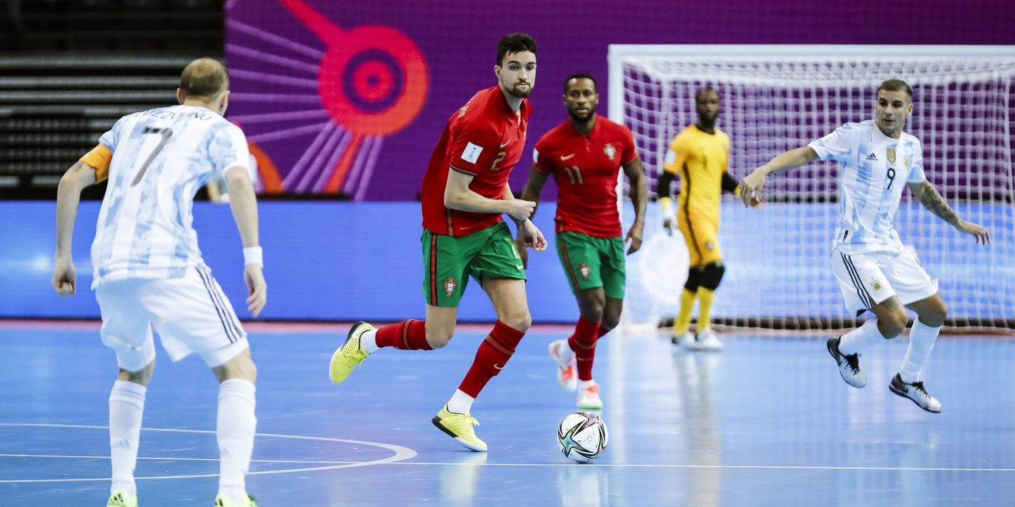 Ricardinho eleito melhor jogador de futsal do mundo - CNN Portugal