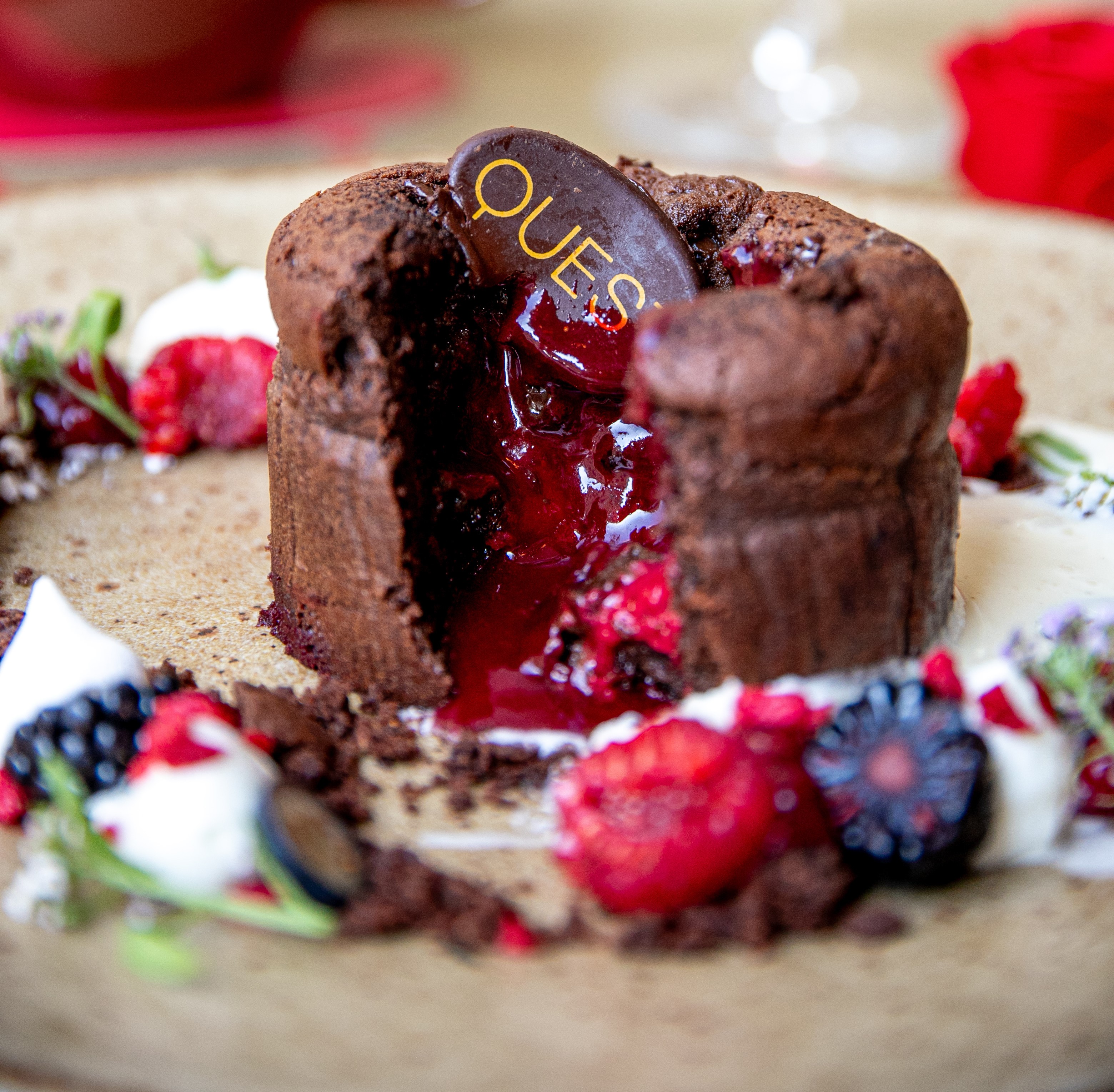 Este é o bolo mais guloso que vai ver hoje. Saiba onde o agarrar