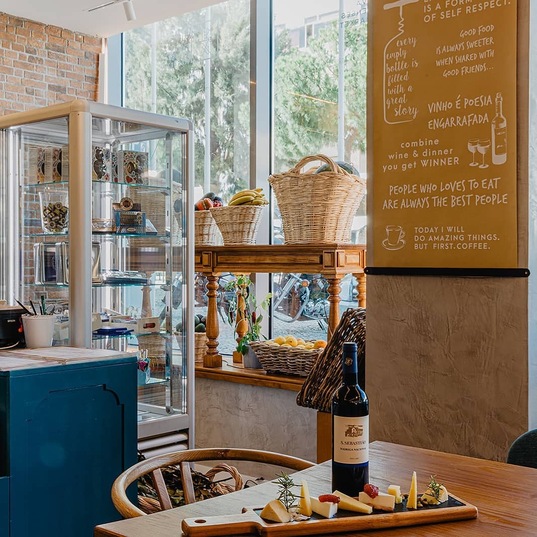 Faro. No Eva Senses Market pode ir para petiscar, fazer compras ou ouvir jazz