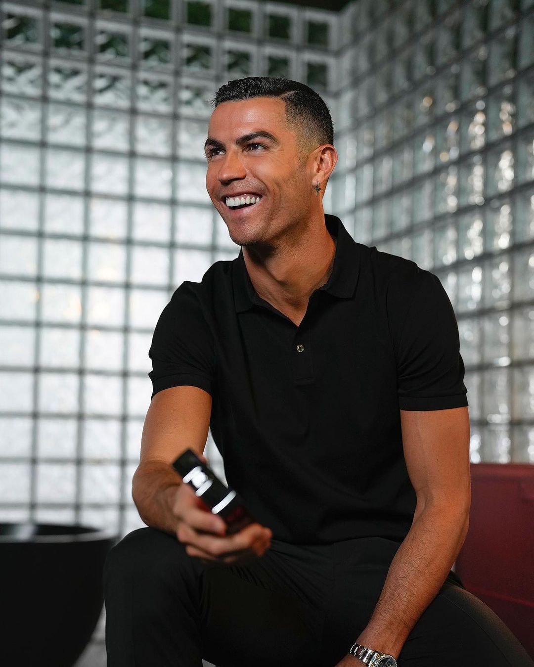 Cristiano Ronaldo cada vez mais perto de ser dono do “Correio da Manhã”. Dono da TVI fica para trás