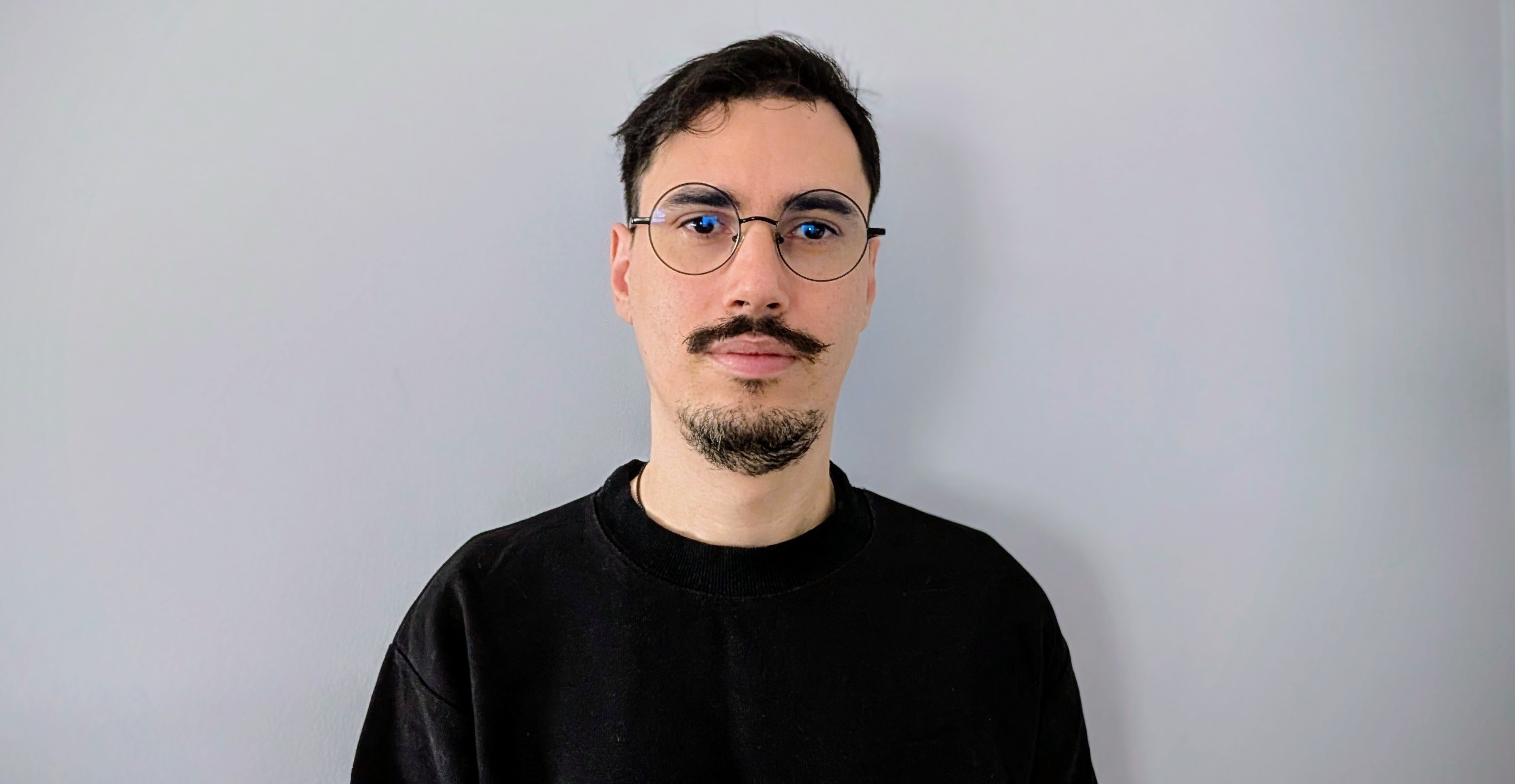 A Inocos acaba de lançar uma coleção de vernizes versáteis e ousados que mostram que o rosa não é só para as meninas