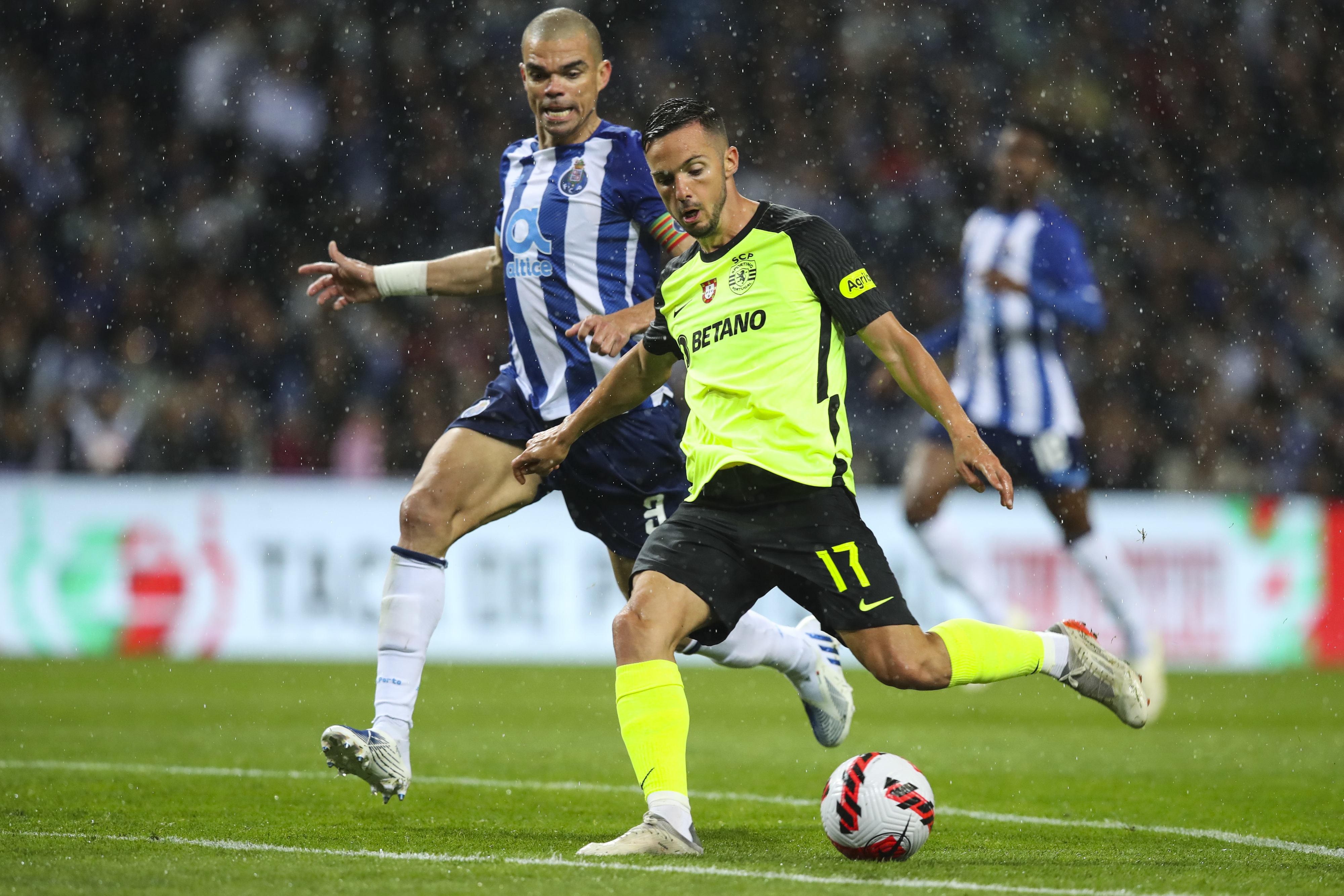 Sporting só venceu um dos últimos 13 jogos contra o FC Porto. Dragões  reforçaram liderança no histórico - Taça de Portugal - SAPO Desporto