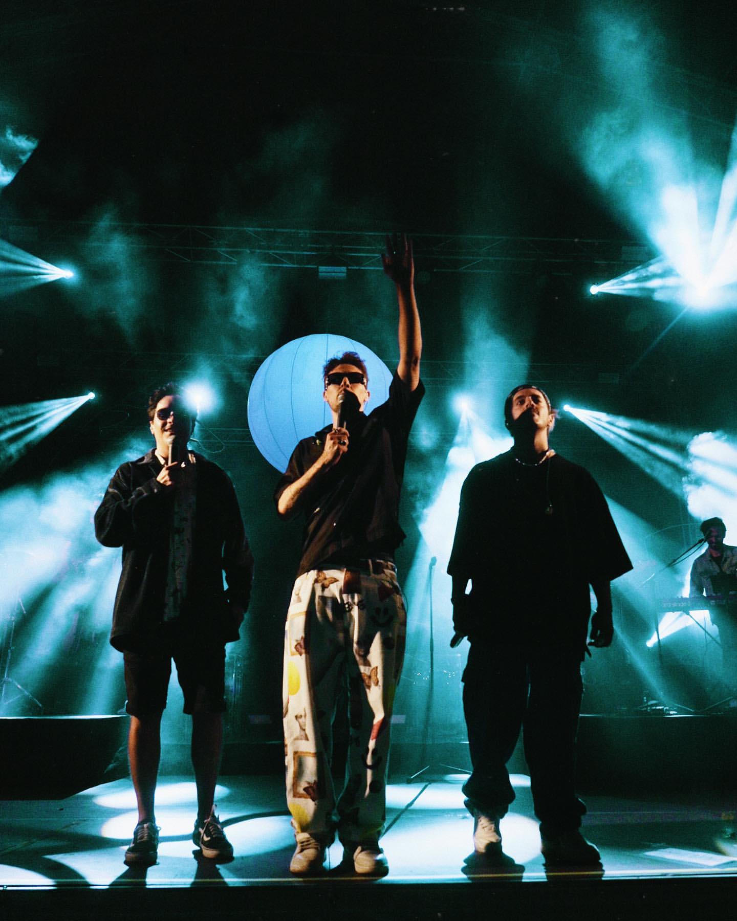 Festas de Verão. Saiba onde vai poder ver D.A.M.A, Xutos&Pontapés, Dino D’Santiago e muito mais