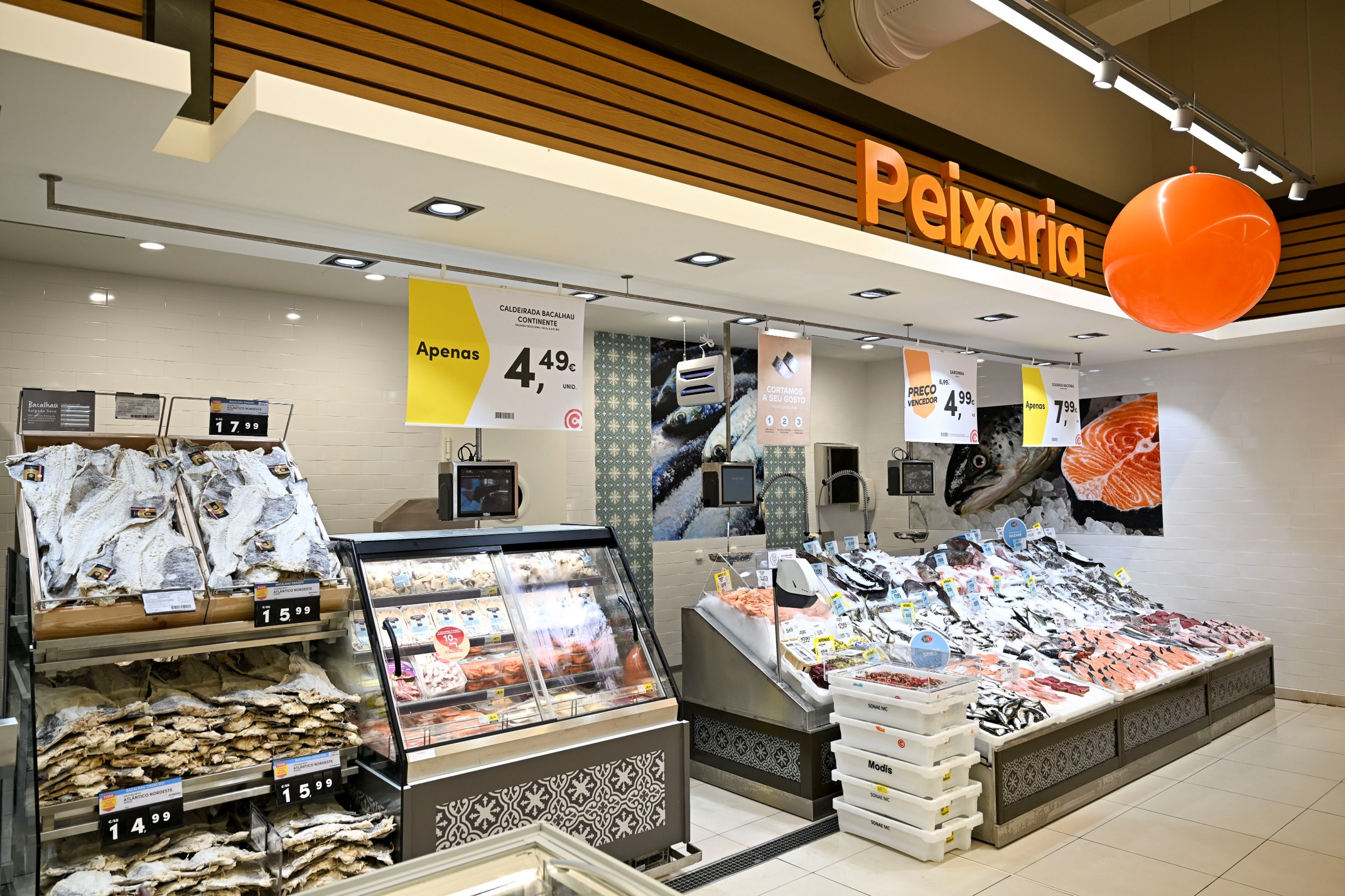 Gosta do peixe arranjado à sua medida, mas não tem tempo para esperar no super? Já pode encomendar