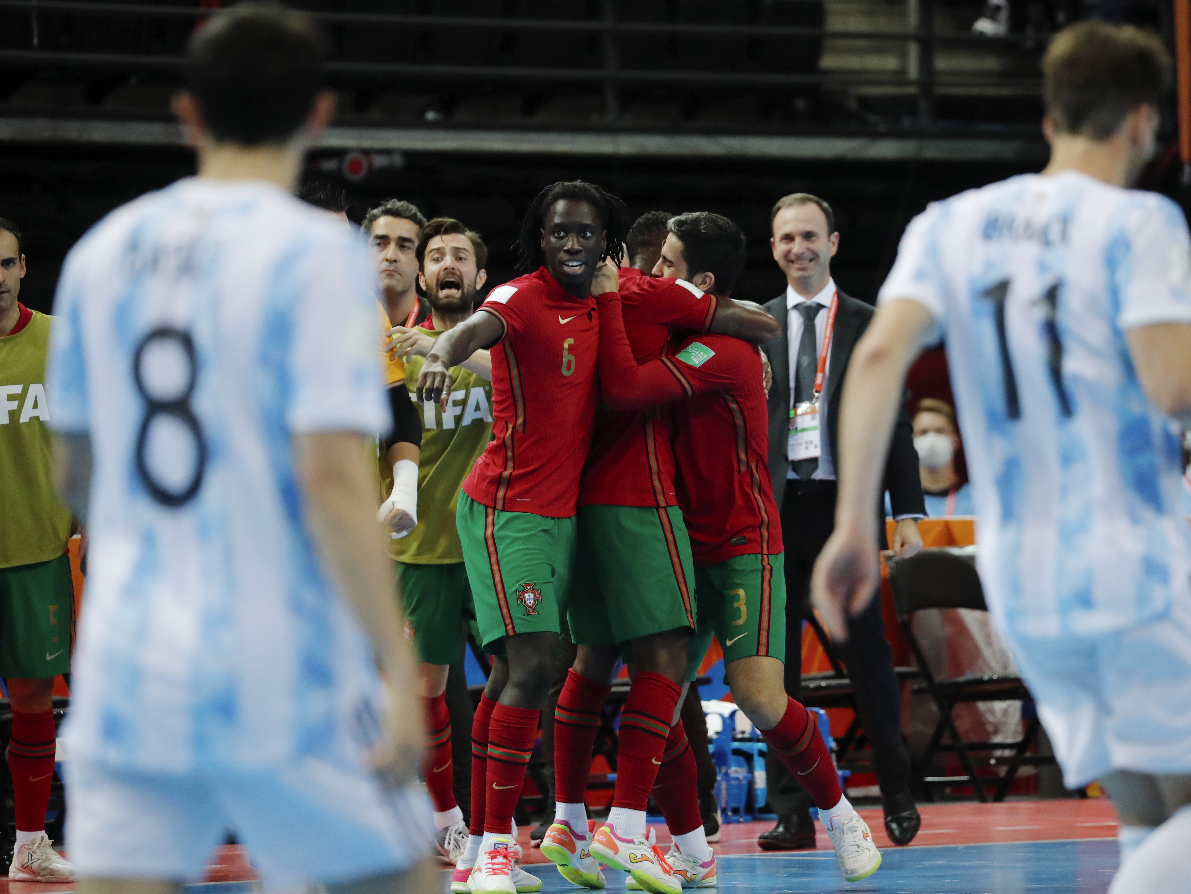 Portugal bate Argentina e vira campeão mundial de futsal pela 1ª vez;  Brasil ficou em 3º