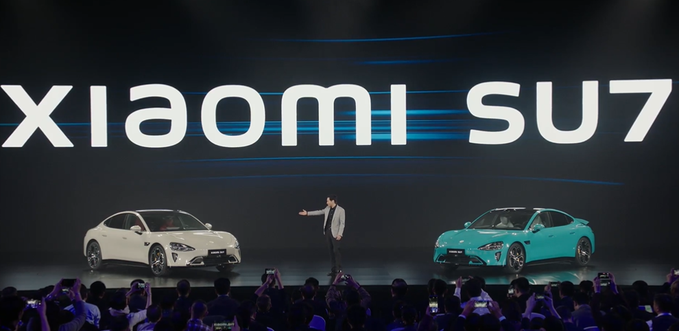 Xiaomi mostra inovação para carros elétricos com SU7 e quer ser “rei do inverno” ultrapassando a Tesla