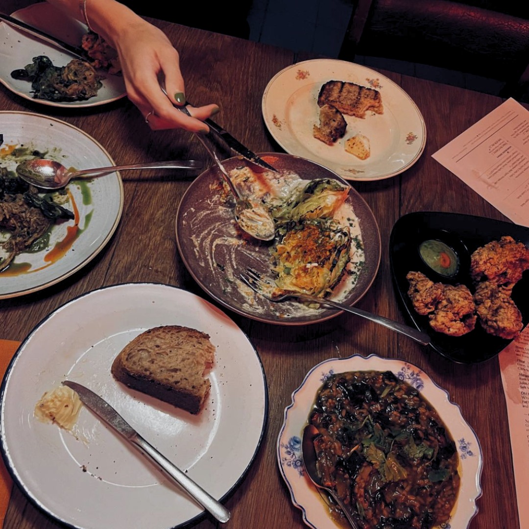 Sem planos para o último jantar do ano? Estes 10 restaurantes criaram menus requintados e deliciosos