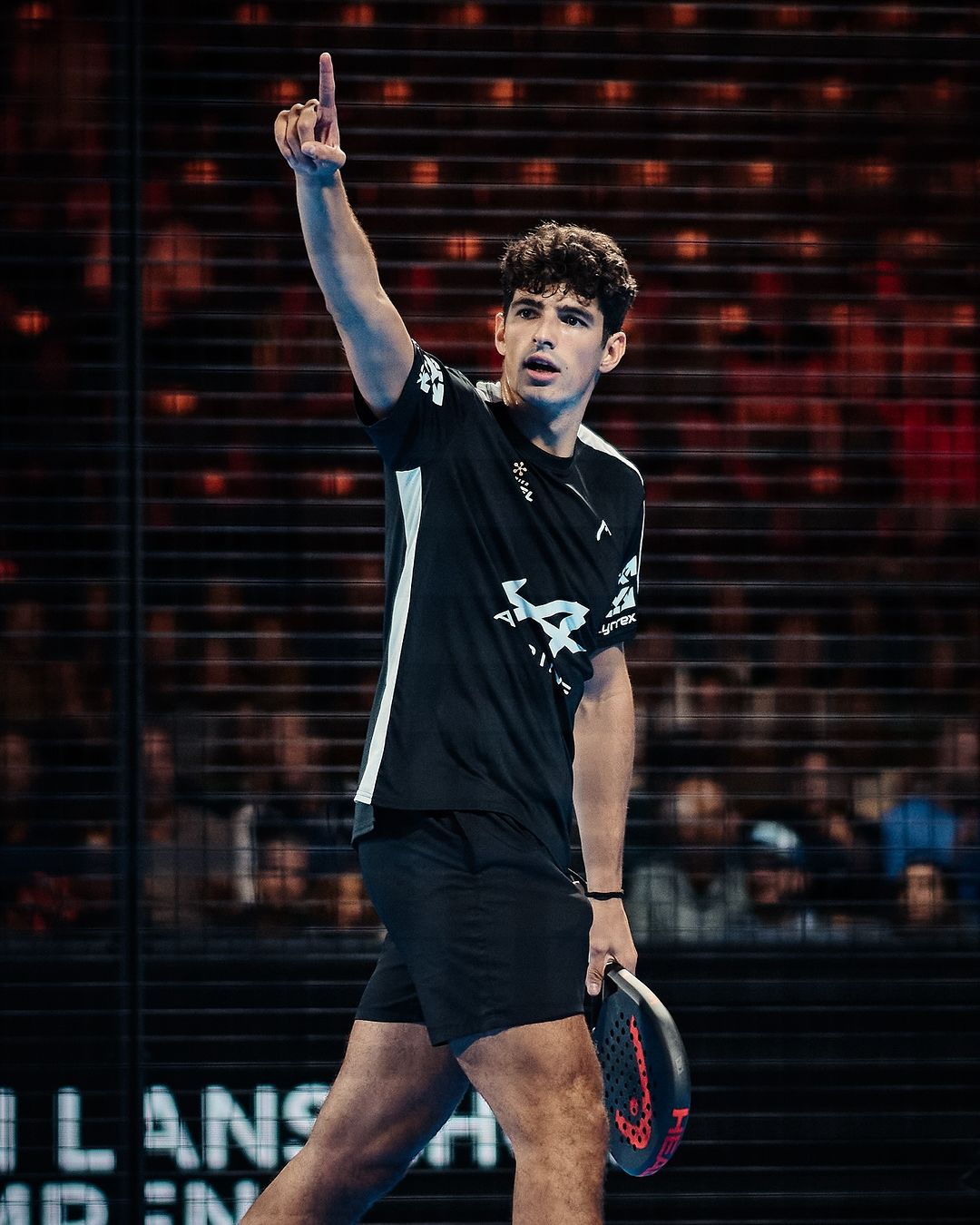 Quer ser o próximo Arturo Coello? Há aulas de padel gratuitas em Braga