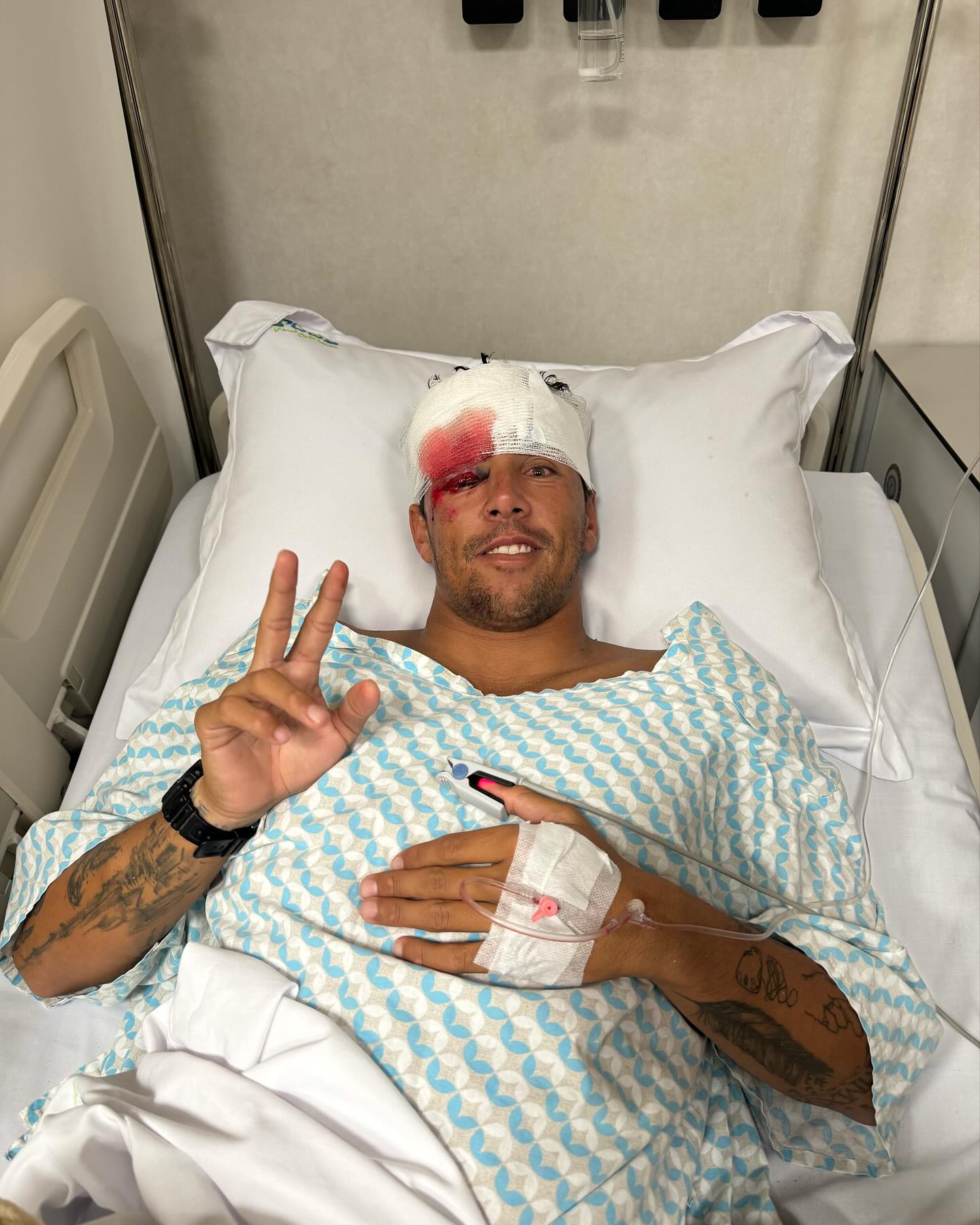 Surfista português hospitalizado depois de acidente no mar. “Achei que ia morrer afogado”