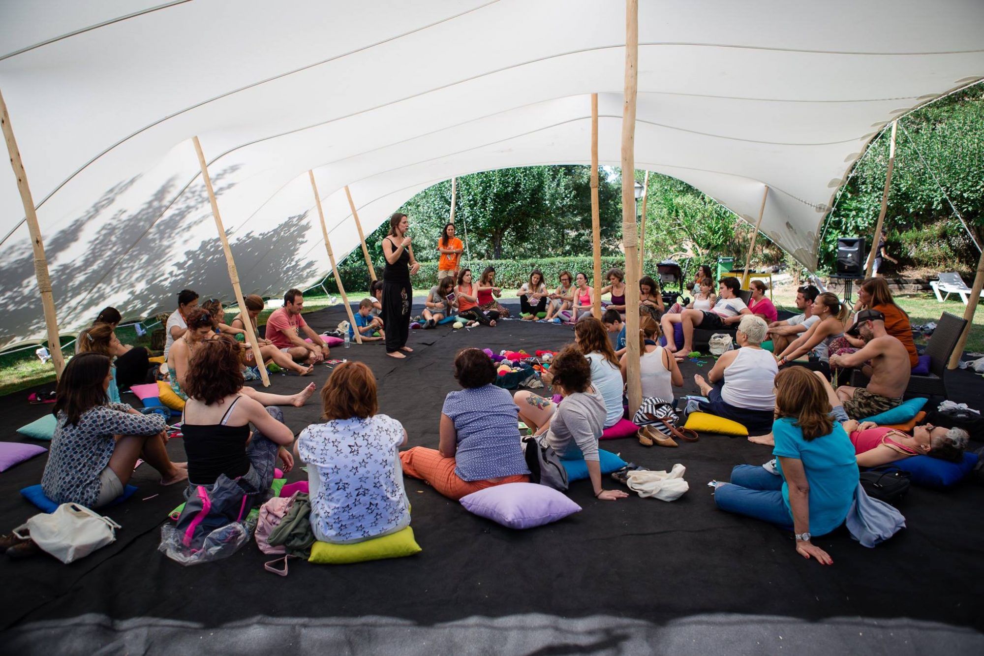 Boa comida, ioga, dança e meditação. Bem-vindos ao Zimp