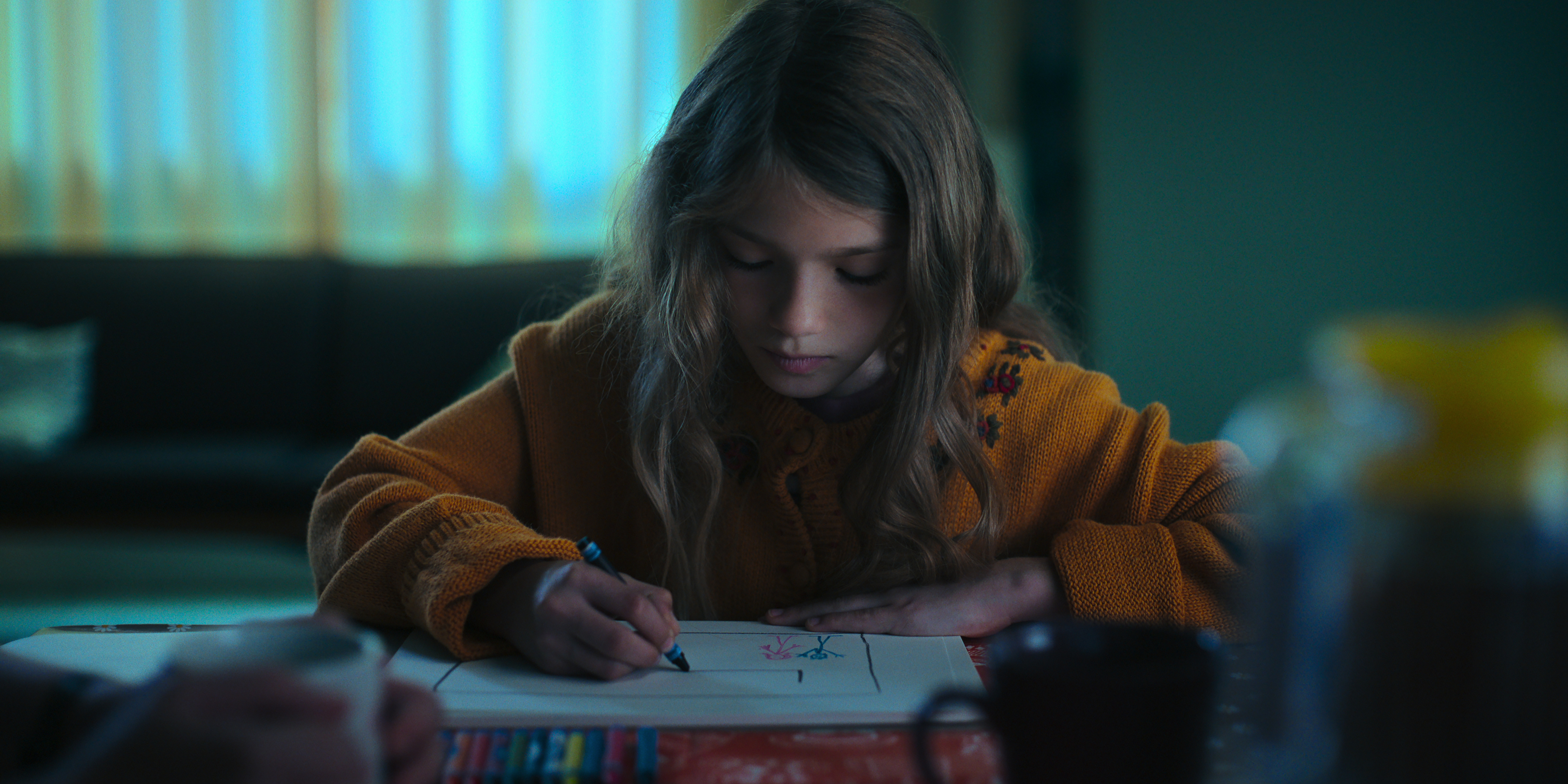 “A Rapariga da Cabana”. A série misteriosa da Netflix que está a viciar toda a gente já chegou a Portugal