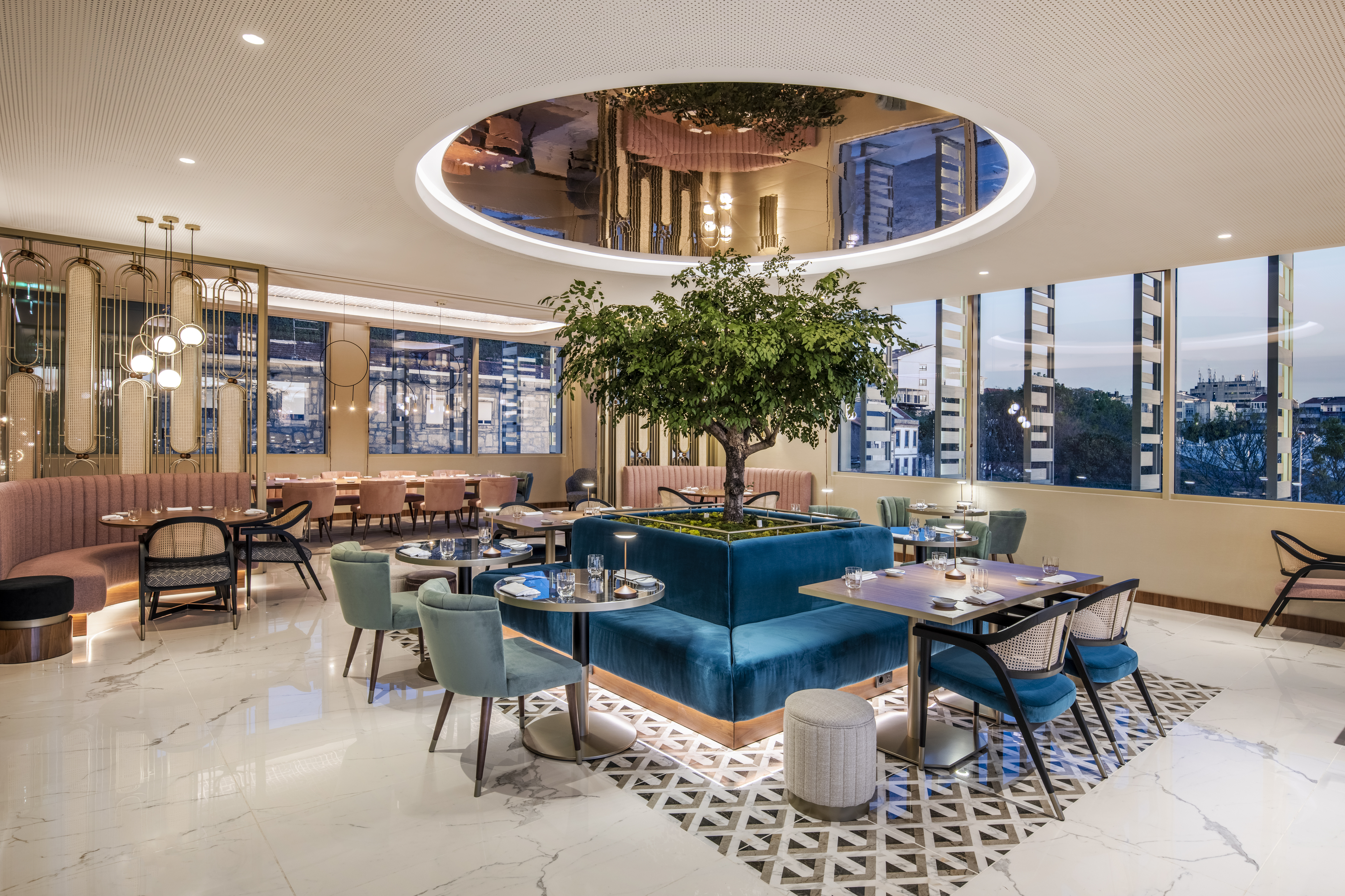 Já tivemos um cheirinho de Natal e Réveillon no Renaissance Porto Lapa Hotel. Saiba como correu