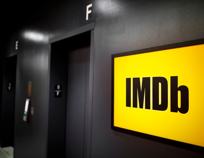IMDb responde à comunidade LGBTI  e altera política dos nomes de nascimento