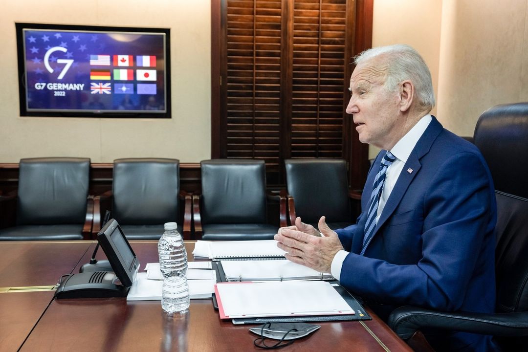 Joe Biden anuncia sanções. “Putin começou esta guerra e agora vai sofrer as consequências”