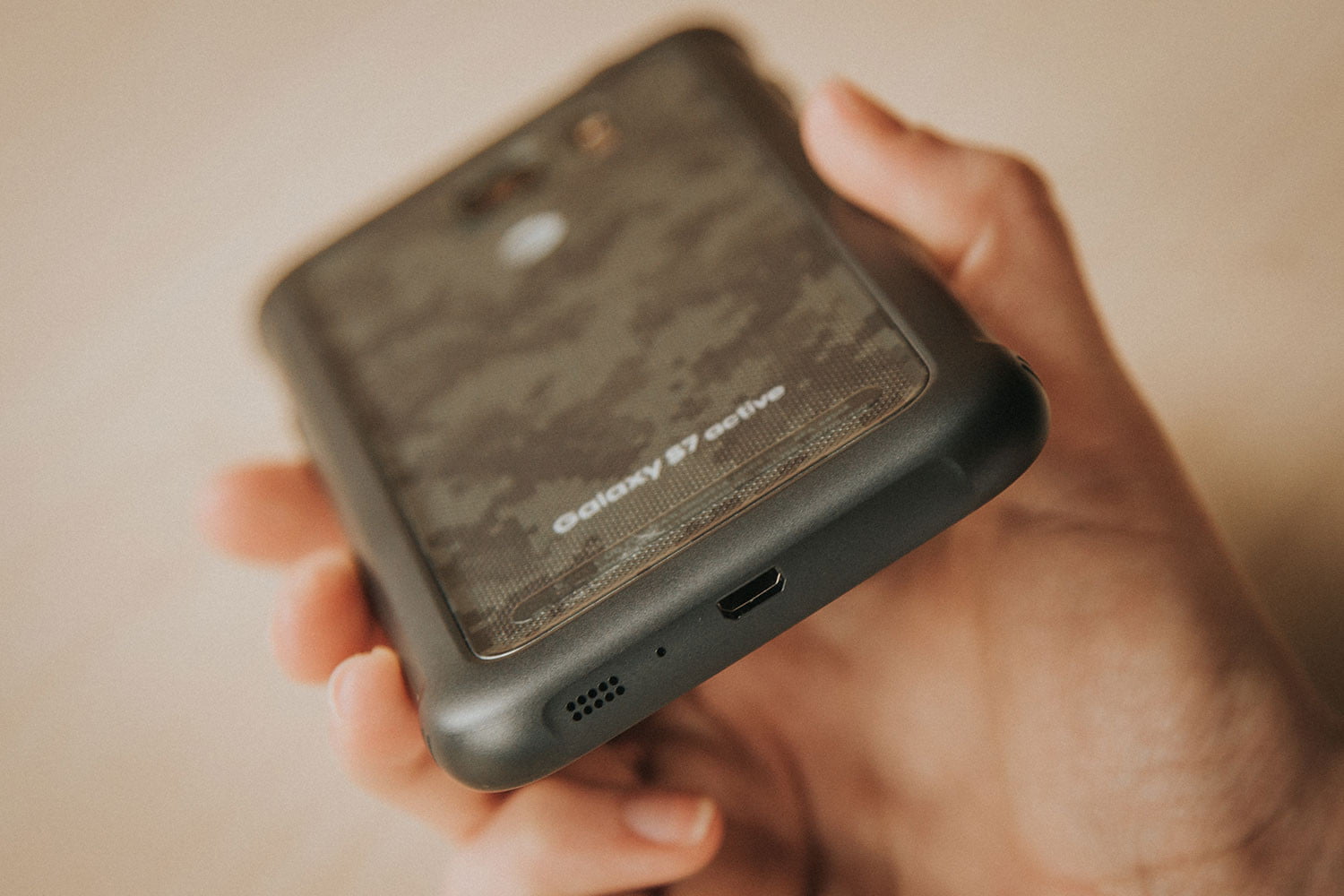 Mais musculado e de cabelo comprido, Noah Centineo arranca suspiros. Veja a transformação inacreditável