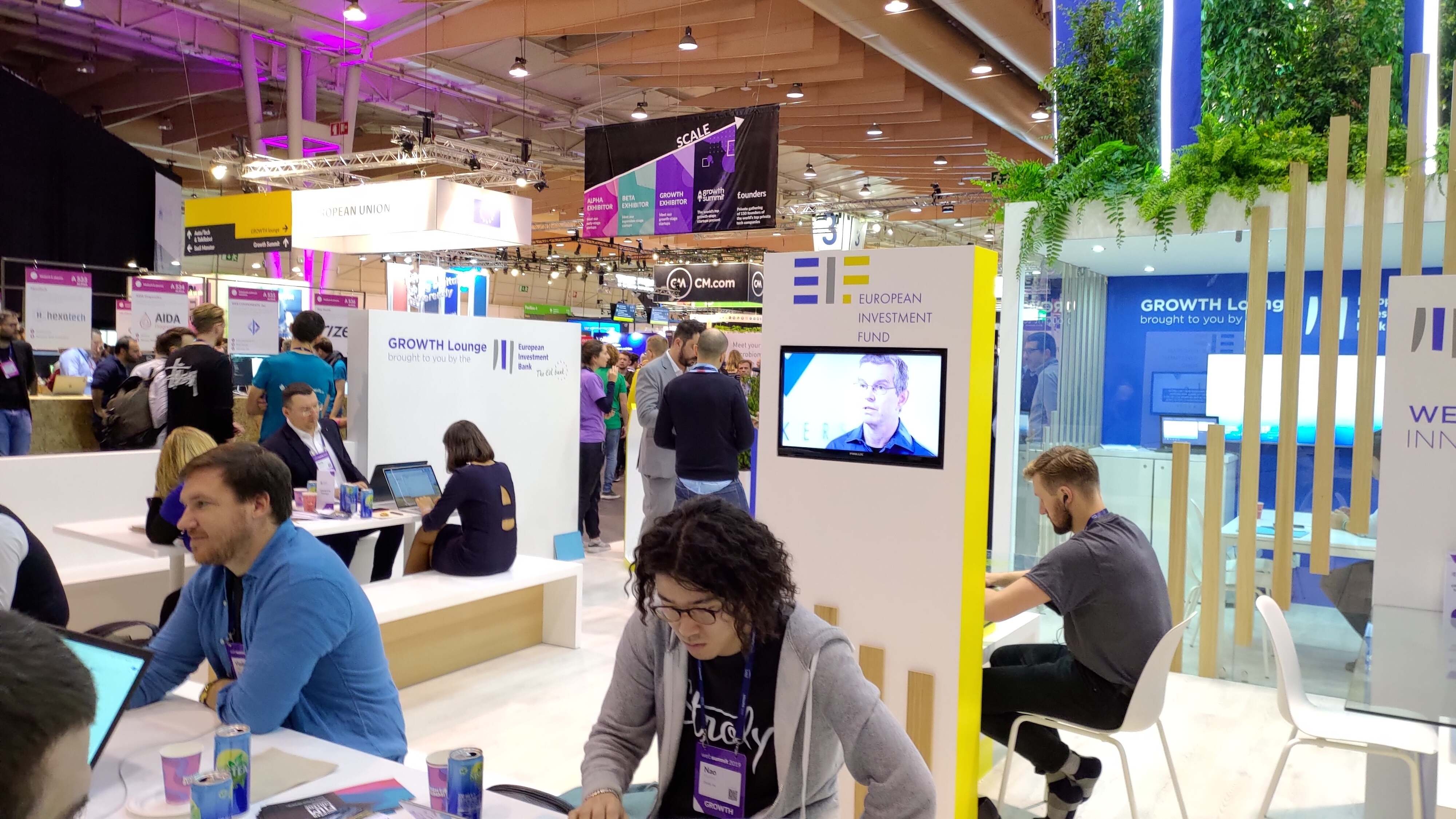 Bombas, sais e espumas divinais. Tudo o que precisa para um banho relaxante depois da Páscoa