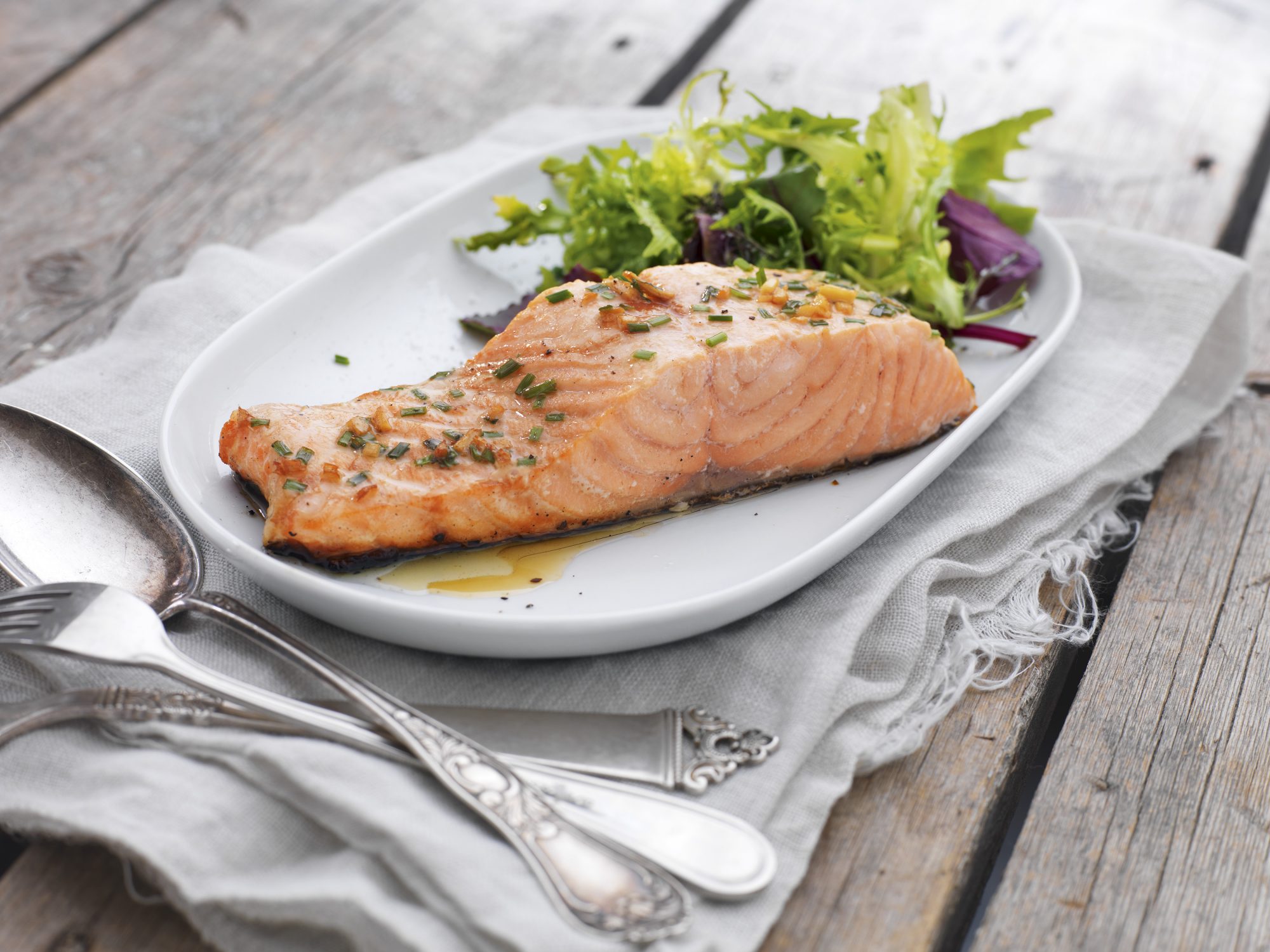 Porque é que devemos comer salmão da Noruega e não outro qualquer?