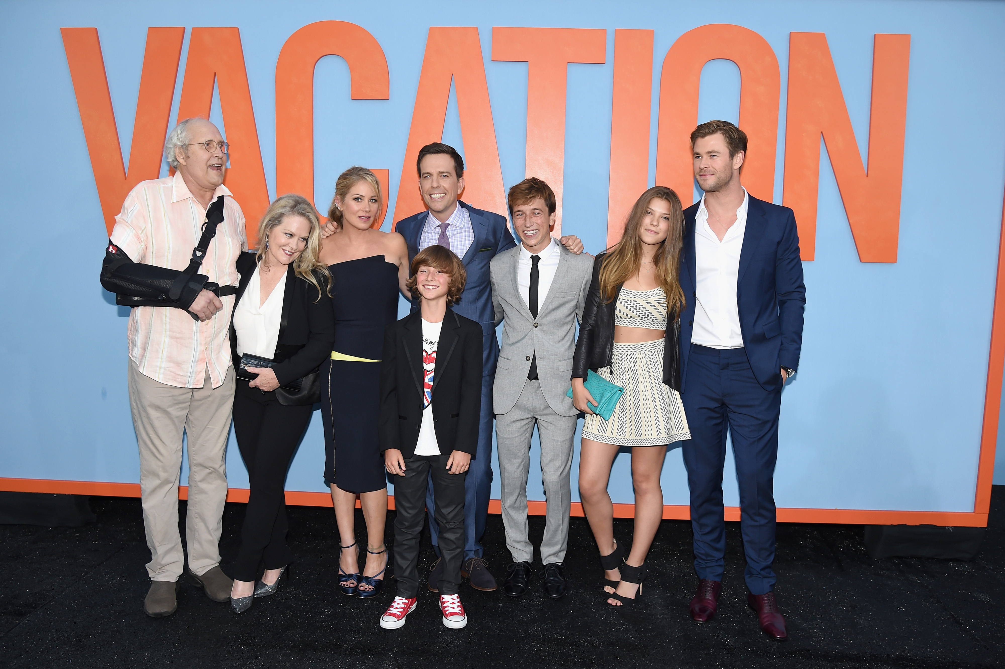 EGO - Chris Hemsworth posa com os irmãos em tapete vermelho - notícias de  Cinema
