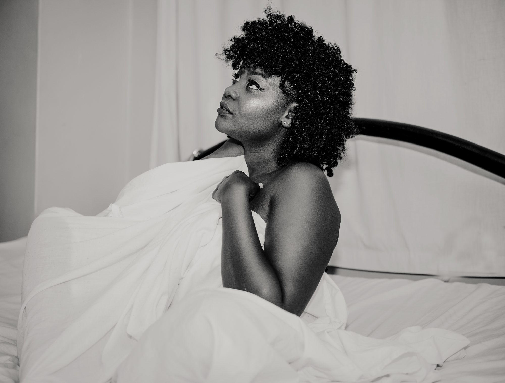 Mulheres cobram dinheiro aos maridos, preguiçosos ou irresponsáveis, para terem sexo