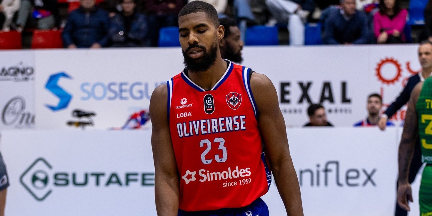 Associação de Jogadores de Basquetebol estranha situação de Wesley Saunders