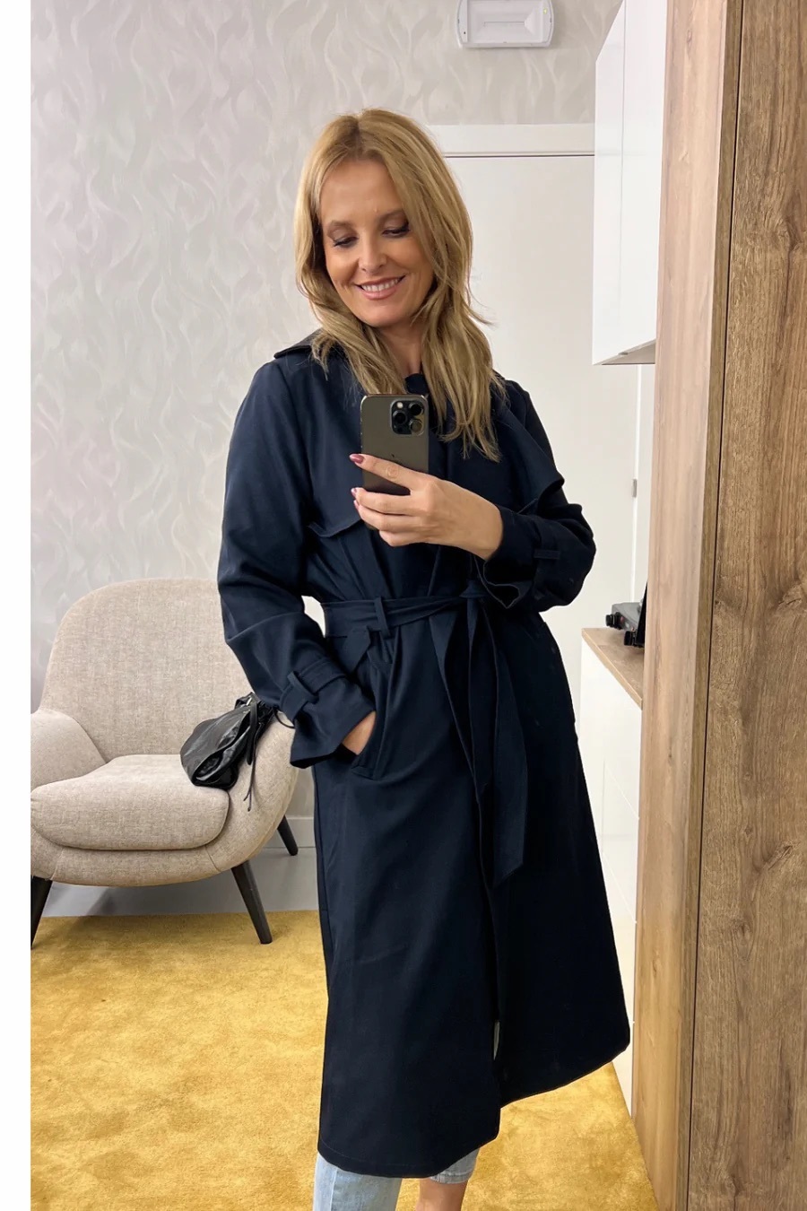 As gabardines prediletas e trendy de Cristina Ferreira estão com 30% de desconto (e ficam a menos de 90€)