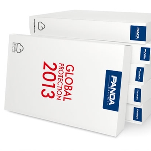 Vítima de violência sexual, Marcella espalhou cartazes na Faculdade de Letras