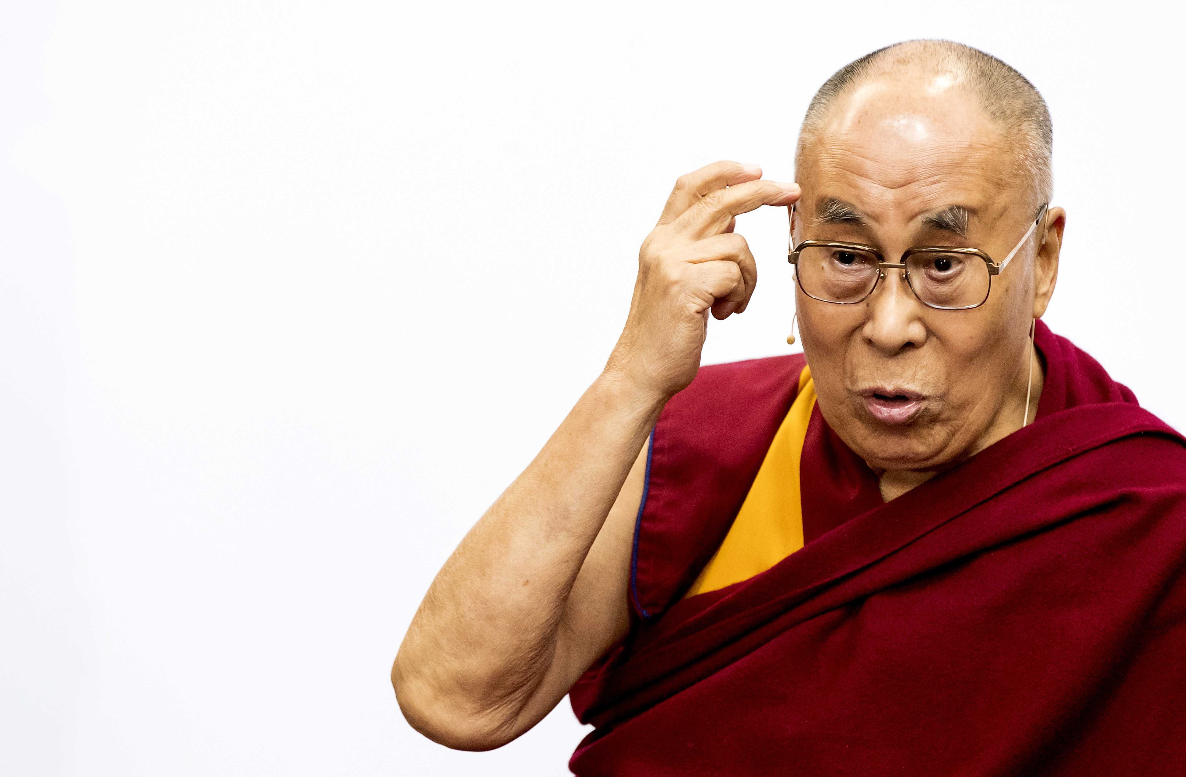 Dalai Lama diz que o seu sucessor vai nascer fora da China