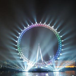 Júlia Pinheiro e Cristina Ferreira com credencial para cobrir o funeral da rainha Isabel II