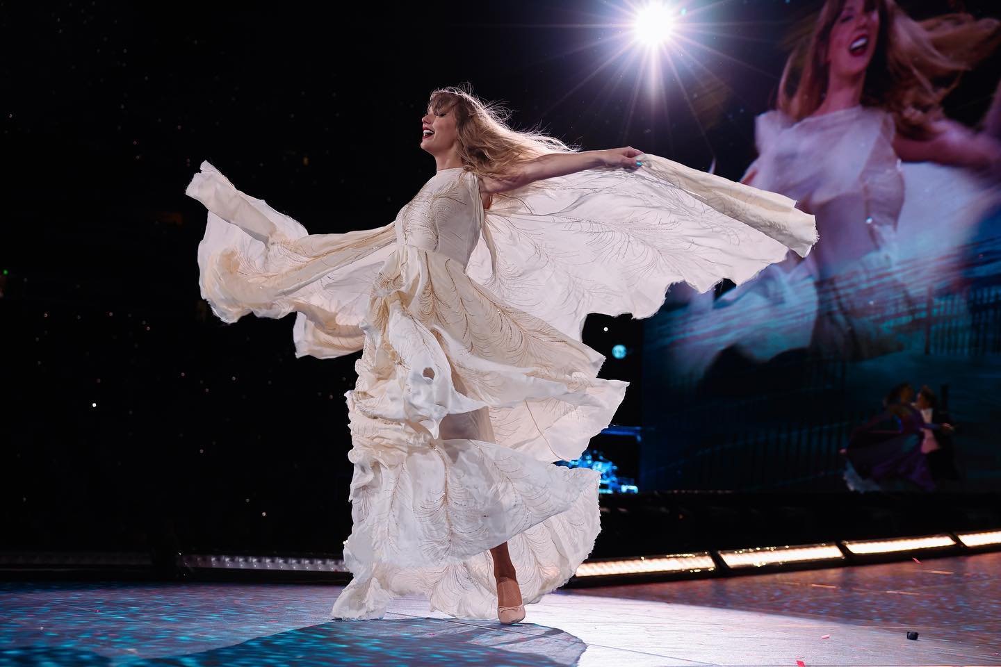 Taylor Swift acusada de fazer rituais satânicos em palco. Quem o diz é um cantor irlandês
