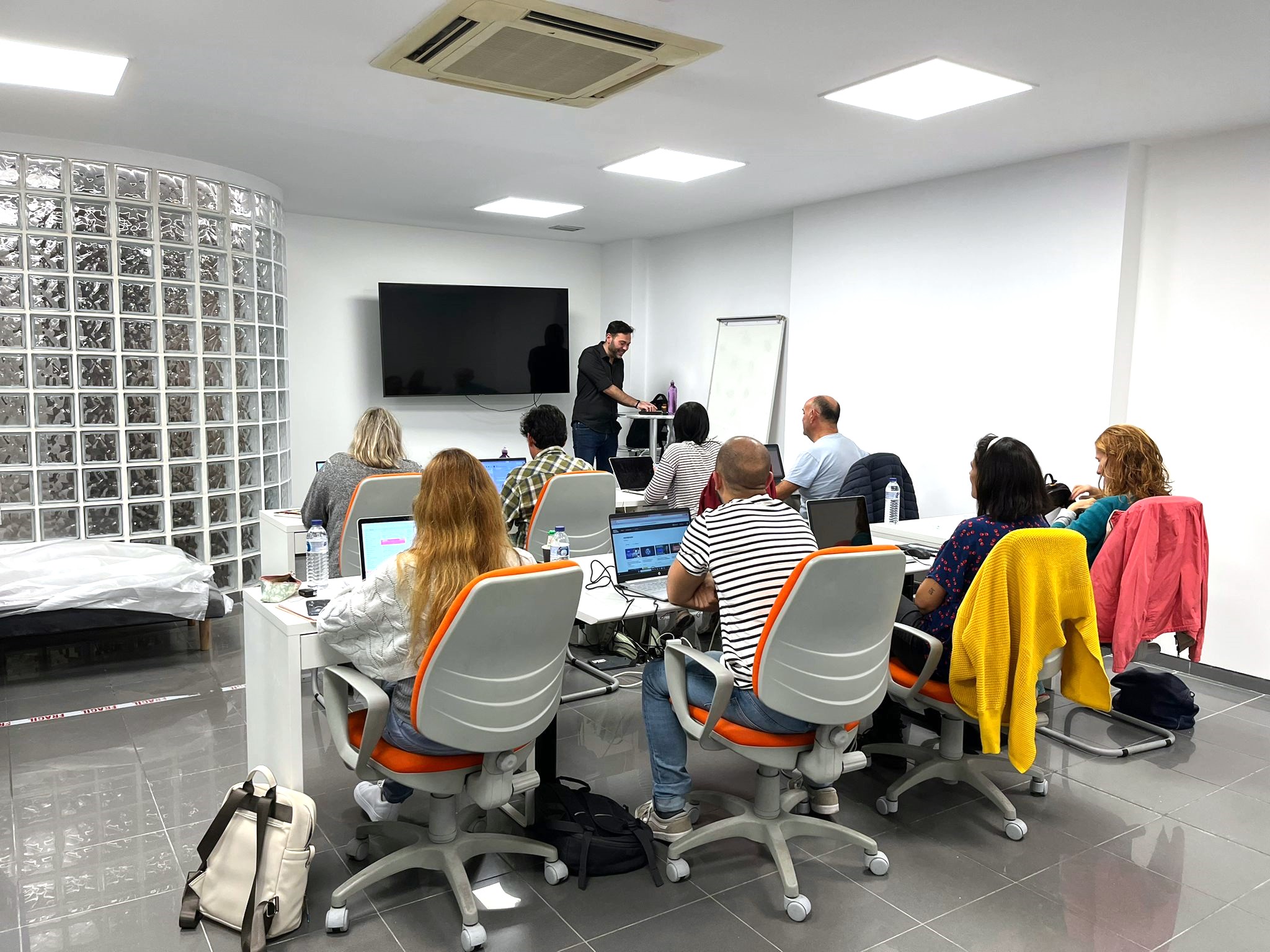 Este curso intensivo em Marketing Digital pode mudar a vida do seu negócio e é a forma perfeita para começar o ano